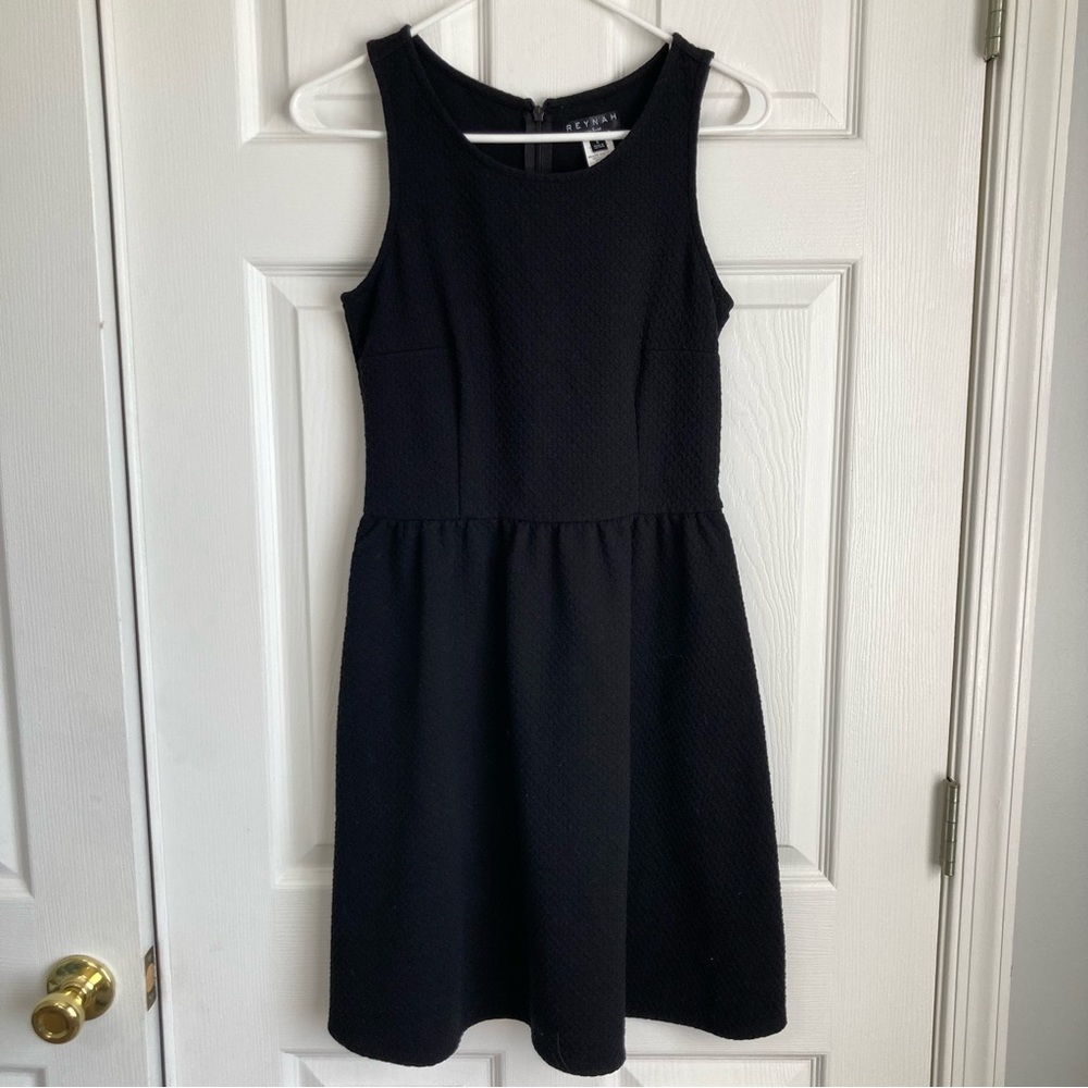 Reynah Couture little black dress women’s size S- a-line stretchy knee length